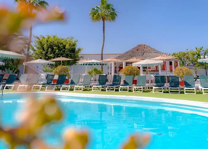 Nazaret Sol Costa Teguise